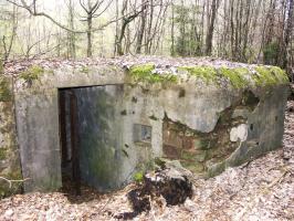 Ligne Maginot - DACHSECK 1 (Blockhaus pour canon) - L'entrée hommes et la caponnière rajoutées en 1938