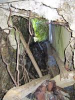 Ligne Maginot - HOFFEN - (Abri) - La brèche dut à l'explosion de la bombe de stuka dans le fossé diamant