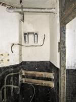 Ligne Maginot - FREUDENBERG (QUARTIER SCHIESSECK - I/37° RIF) - (Abri) - En haut support du ventilateur de mise en surpression de la caponnière, en bas support du moteur