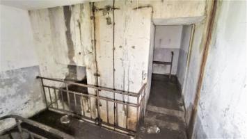 Ligne Maginot - REYERSVILLER - (Abri) - Escalier de l'entrée est
Entrée du local de filtrage et ventilation