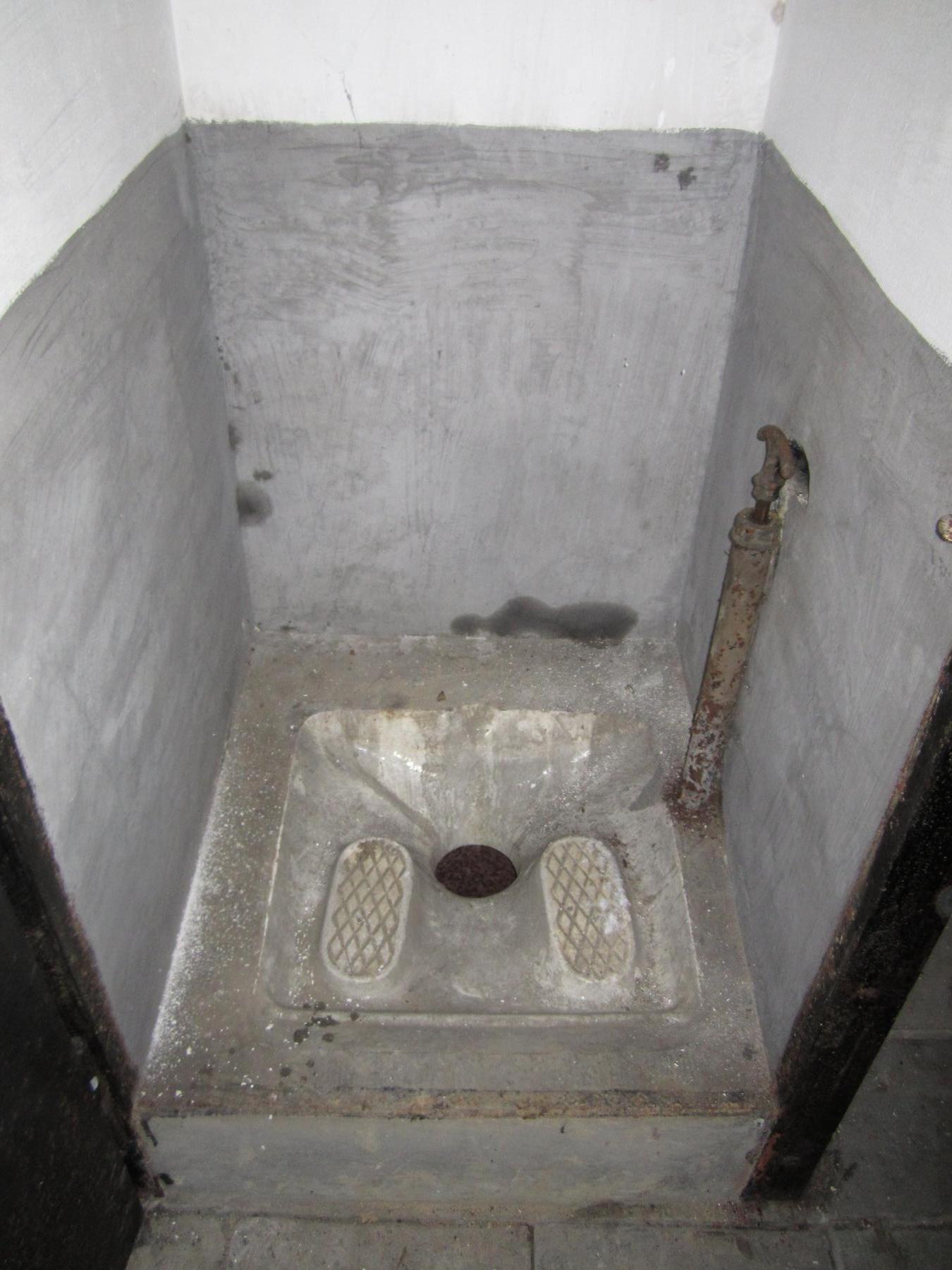 Ligne Maginot - BUCHHOLZBERG (I / 79° RIF) - (Abri) - Latrines