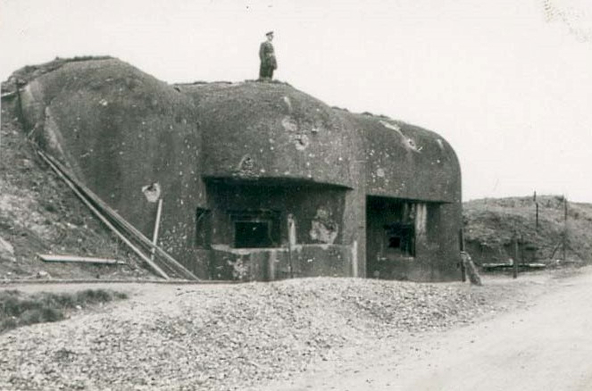Ligne Maginot - MY1 - VILLY OUEST - (Casemate d'artillerie) - 