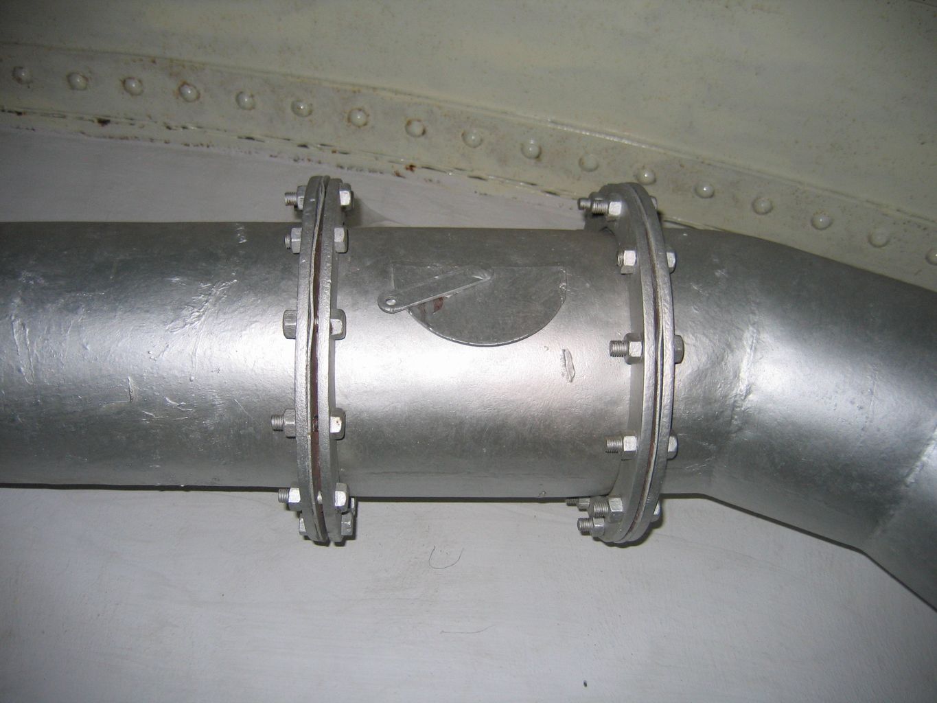 Ligne Maginot - BUCHHOLZBERG (I / 79° RIF) - (Abri) - Registre sur un conduit de ventilation
Visite fin 90 avec la BA901 - ammagsdr