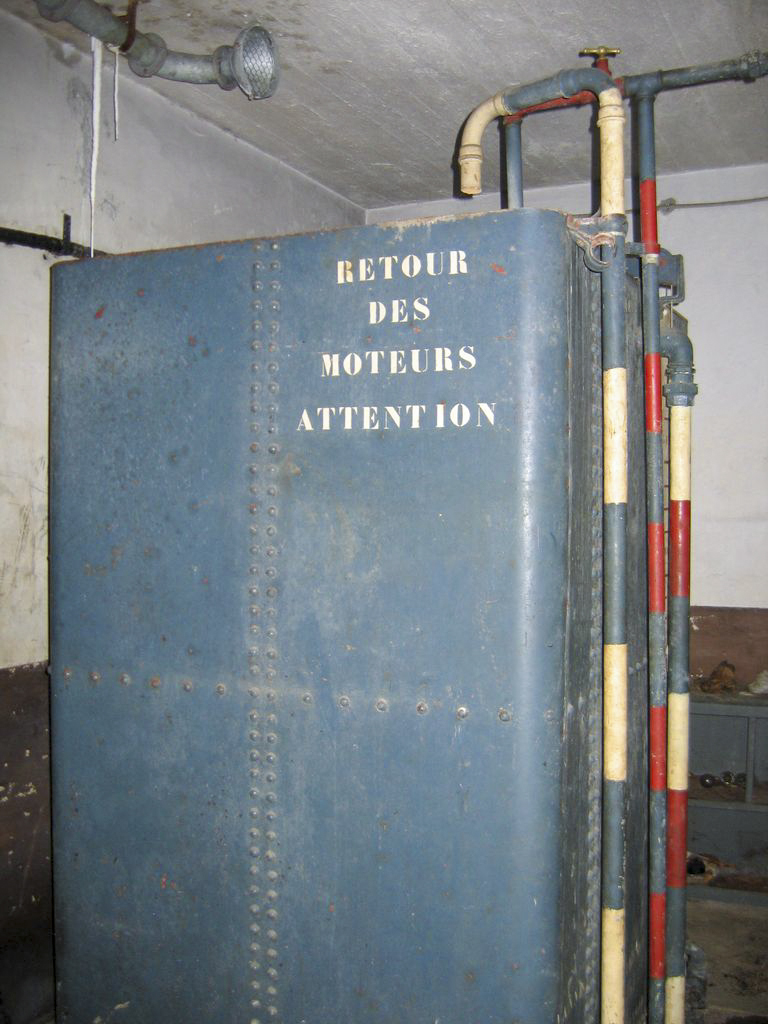 Ligne Maginot - BUCHHOLZBERG (I / 79° RIF) - (Abri) - Réservoir pour le refroidissement des groupes électrogènes
Visite fin 90 avec la BA901