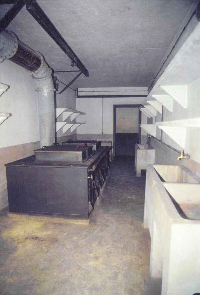 Ligne Maginot - BUCHHOLZBERG (I / 79° RIF) - (Abri) - Cuisine
Visite fin 90 avec la BA901