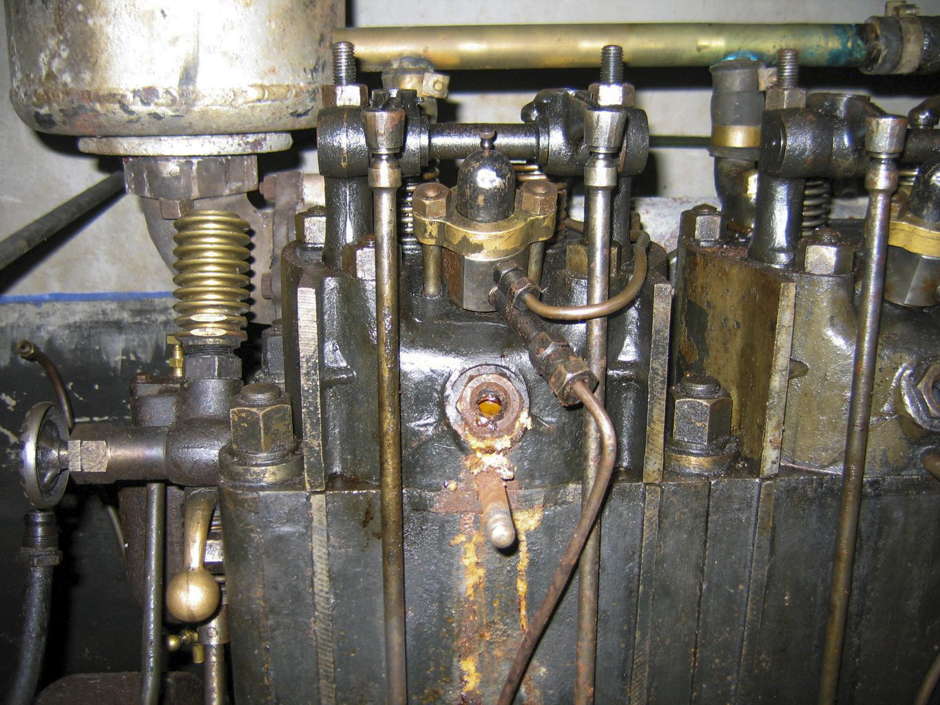 Ligne Maginot - BUCHHOLZBERG (I / 79° RIF) - (Abri) - Détail du moteur Baudouin 24 ch
Visite fin 90 avec la BA901