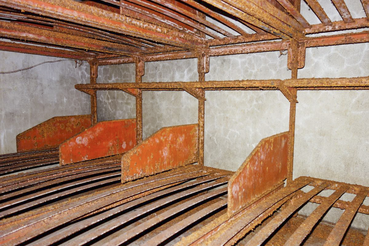 Ligne Maginot - ACHEN NORD - (Casemate d'infanterie) - Les lits de la chambre de repos pour 8 hommes