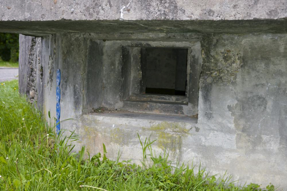 Ligne Maginot - Blockhaus du Kreuzrhein - Vue du créneau de mitrailleuse - Pascal LAMBERT