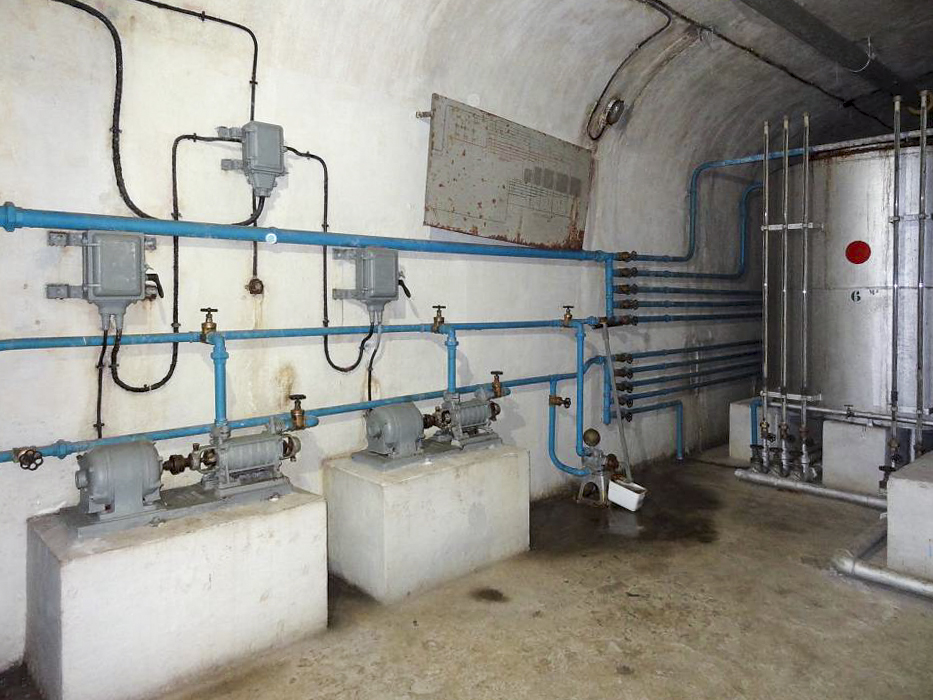 Ligne Maginot - SAINTE AGNES (SAG) - EO9 - (Ouvrage d'artillerie) - Les pompes alimentant l'ouvrage en eau et les citernes de stockage