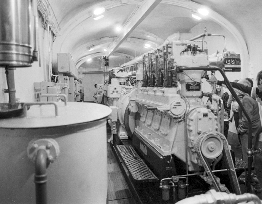 Ligne Maginot - SAINTE AGNES (SAG) - EO9 - (Ouvrage d'artillerie) - L'usine électrique
Groupe électrogène à moteur SMIM 4SR 19 de 100 CV