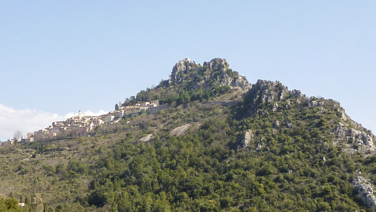 Ligne Maginot - SAINTE AGNES (SAG) - EO9 - (Ouvrage d'artillerie) - Village et ouvrage vu du contrebas - ELLENA-CUNY