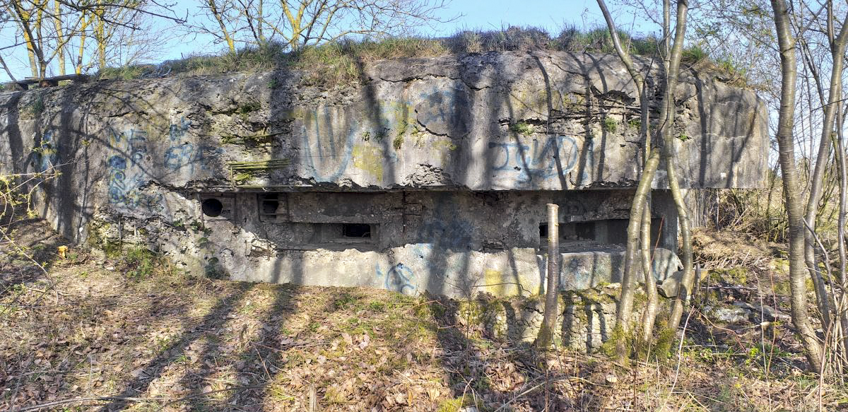 Ligne Maginot - WANTZENAU GARE - (PC) - Chambre de tir est pour 1 mitrailleuse et 2 FM - Les Gardiens du Rhin