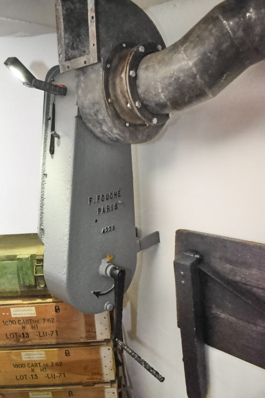Ligne Maginot - 25 DE NEUNHOFFEN - (Blockhaus pour canon) - Ventilation manuelle - Daniel Froehly