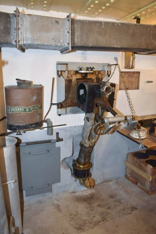 Ligne Maginot - DAMBACH NORD - NEUNHOFFEN SUD-EST - (Casemate d'infanterie - Double) - Jumelage de Reibel MAC 31 - Daniel Froehly