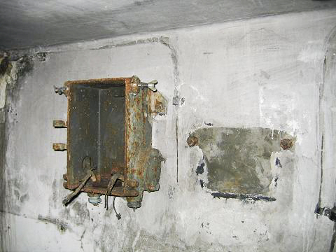 Ligne Maginot - E' - (Chambre de coupure - Avec central) - Boitiers de protection pour lignes de campagne