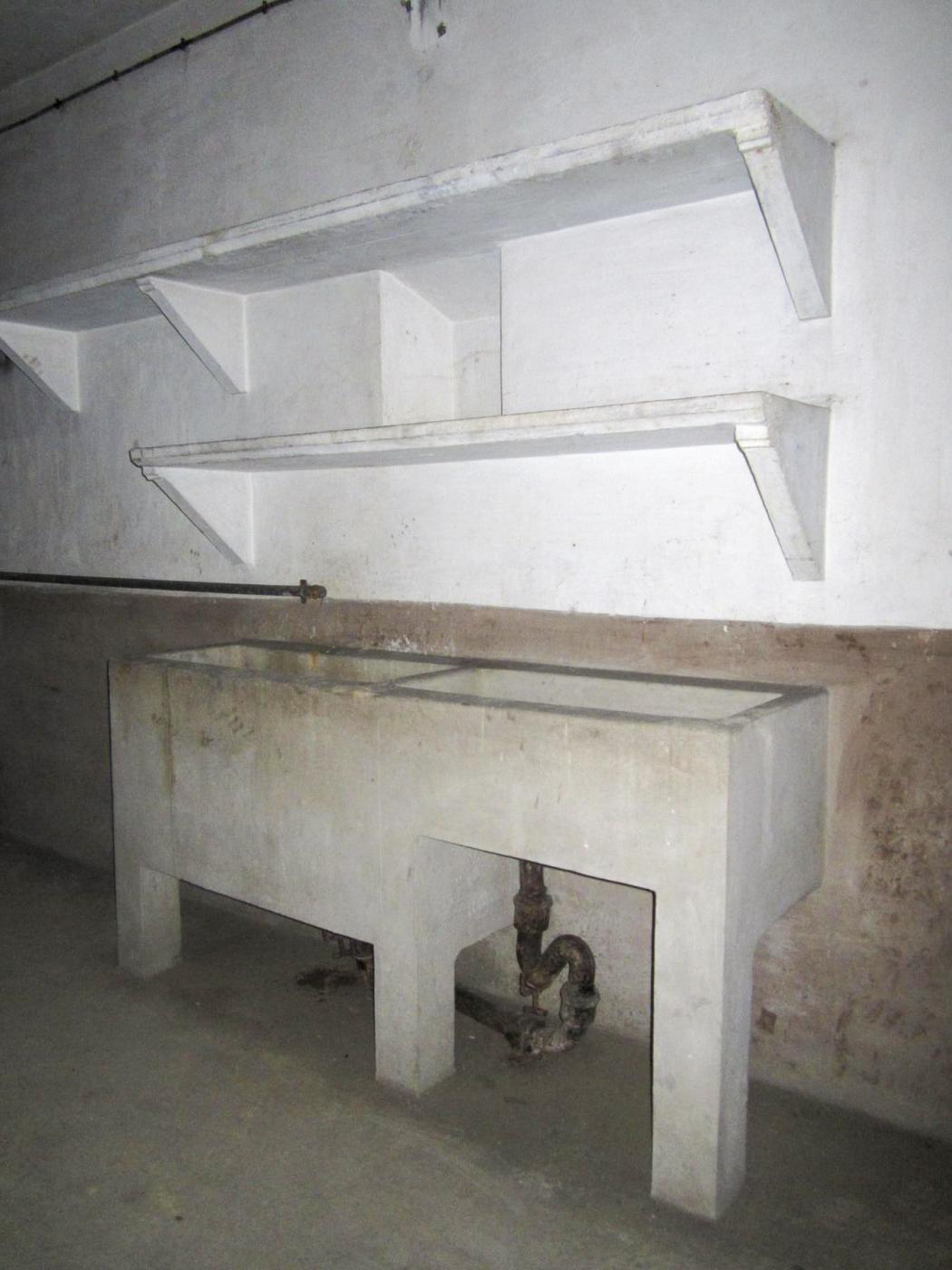 Ligne Maginot - BUCHHOLZBERG (I / 79° RIF) - (Abri) - Evier et étagères