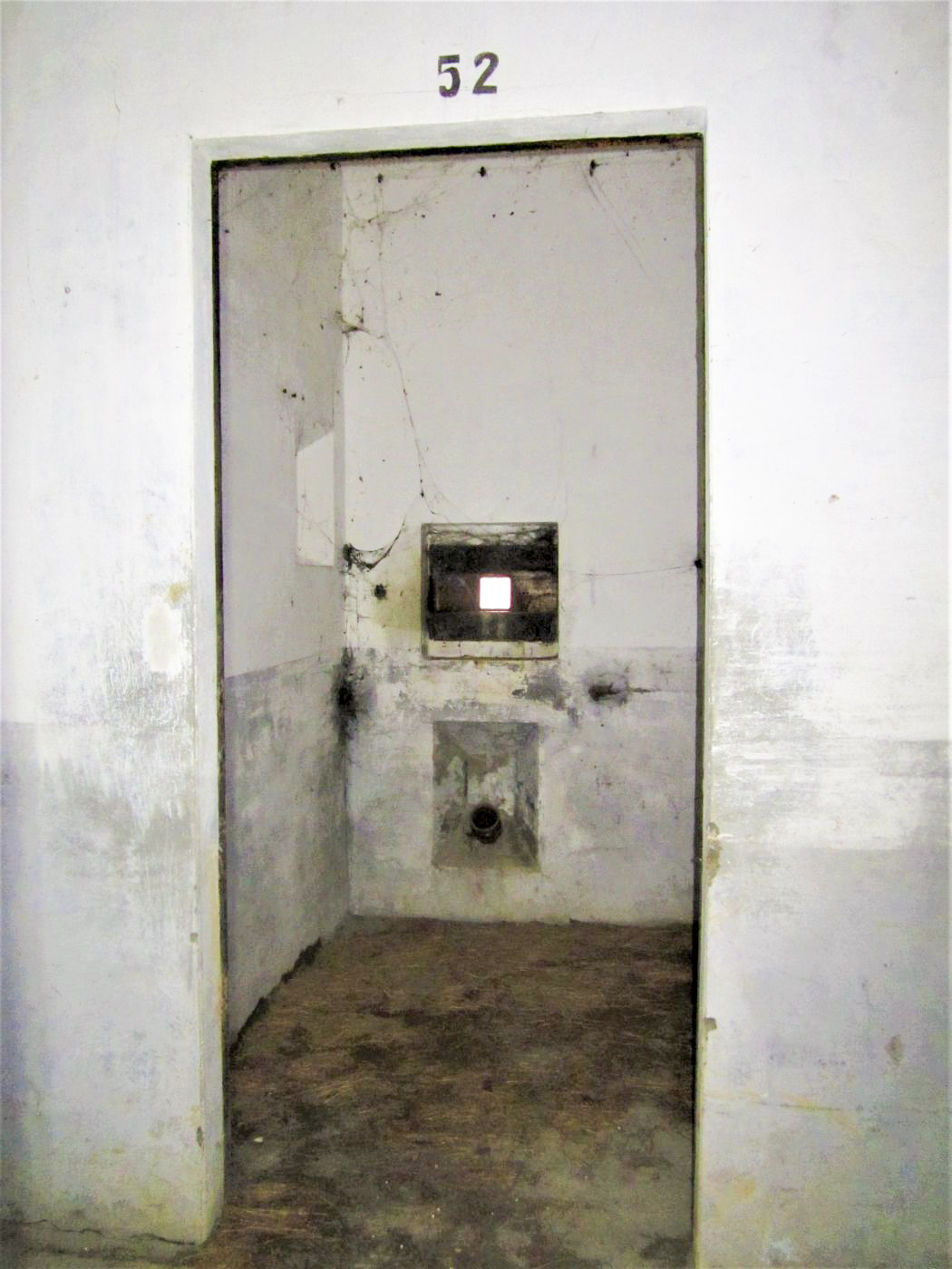 Ligne Maginot - HOFFEN - (Abri) - Entrée du local ventilateur air vicié