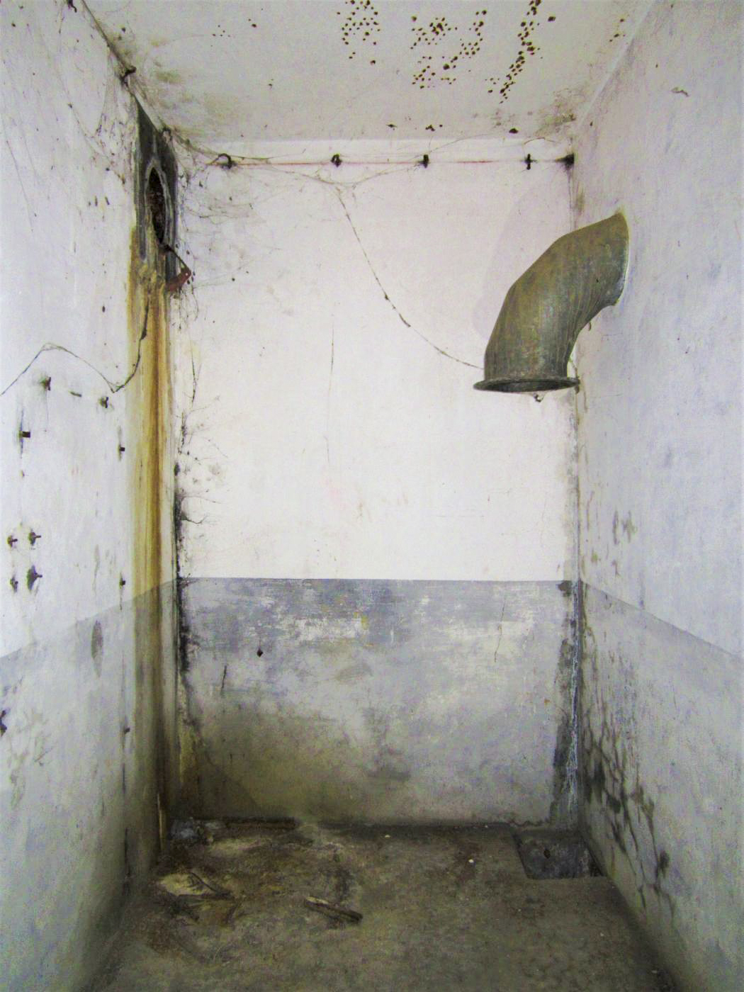 Ligne Maginot - HOFFEN - (Abri) - Local ventilateur air vicié