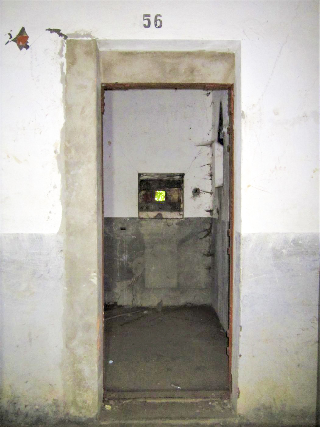 Ligne Maginot - HOFFEN - (Abri) - Entrée de la réserve de charbon