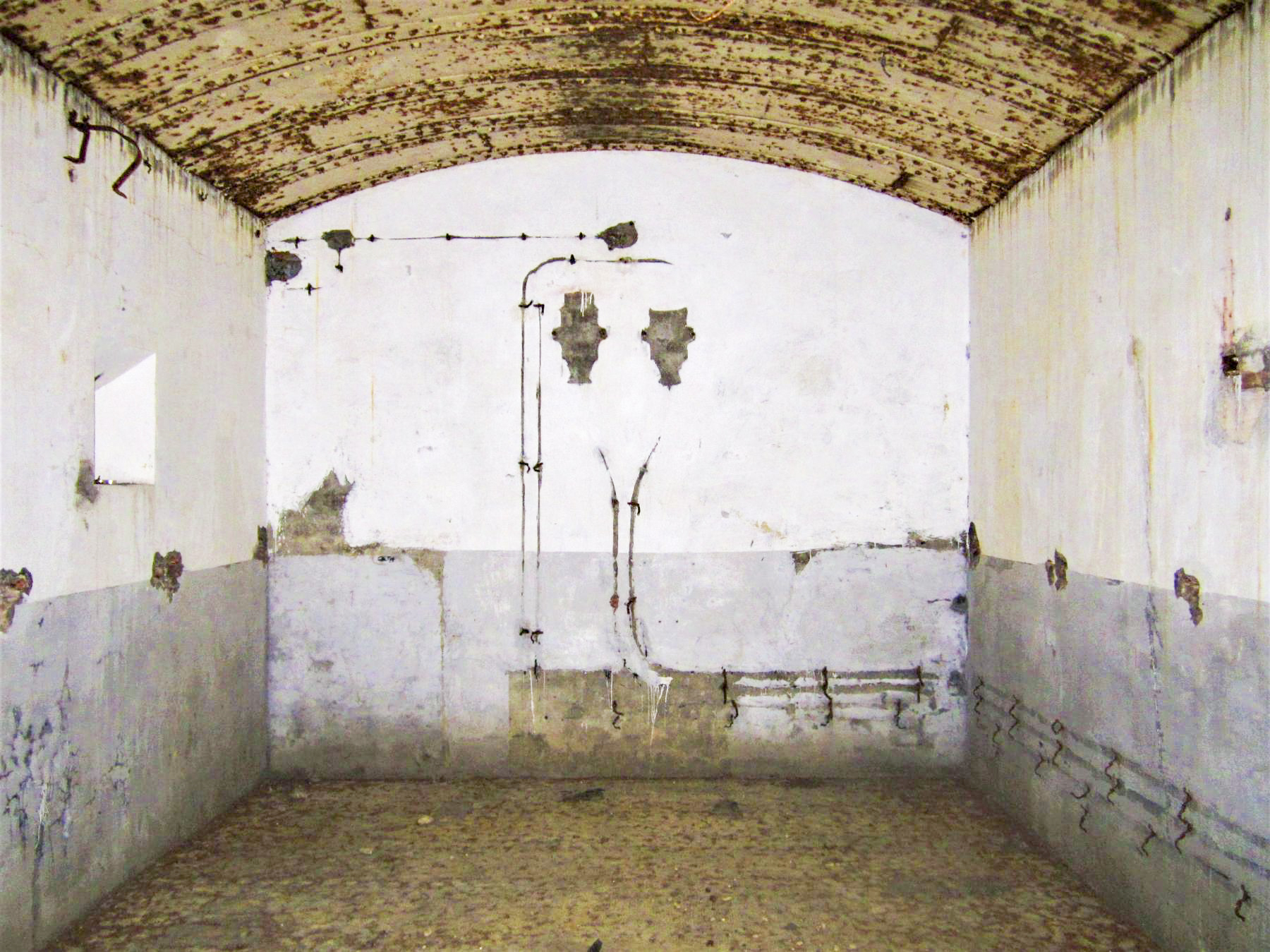 Ligne Maginot - HOFFEN - (Abri) - Local filtres et ventilateurs