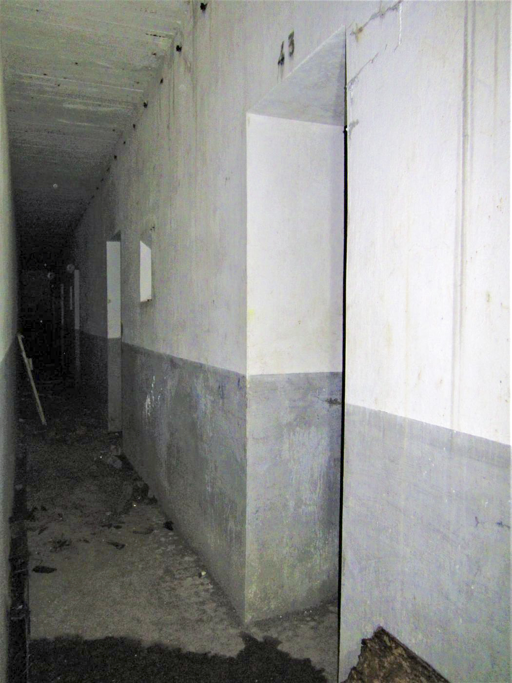 Ligne Maginot - HOFFEN - (Abri) - Entrée du local des réservoirs