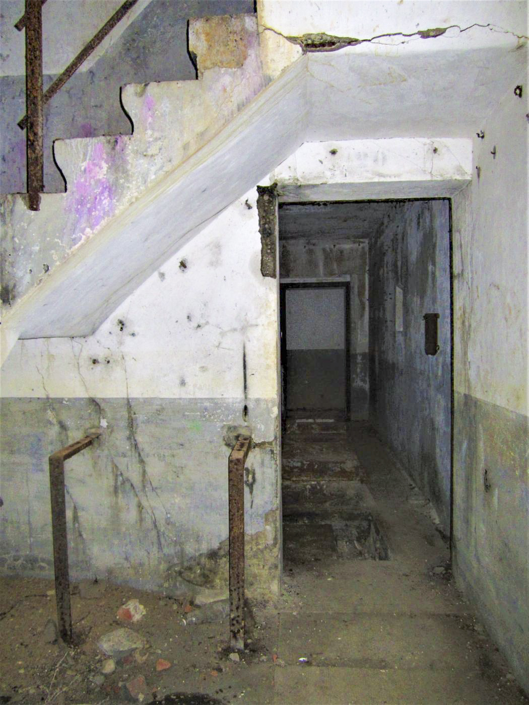 Ligne Maginot - HOFFEN - (Abri) - Entrée de l'usine