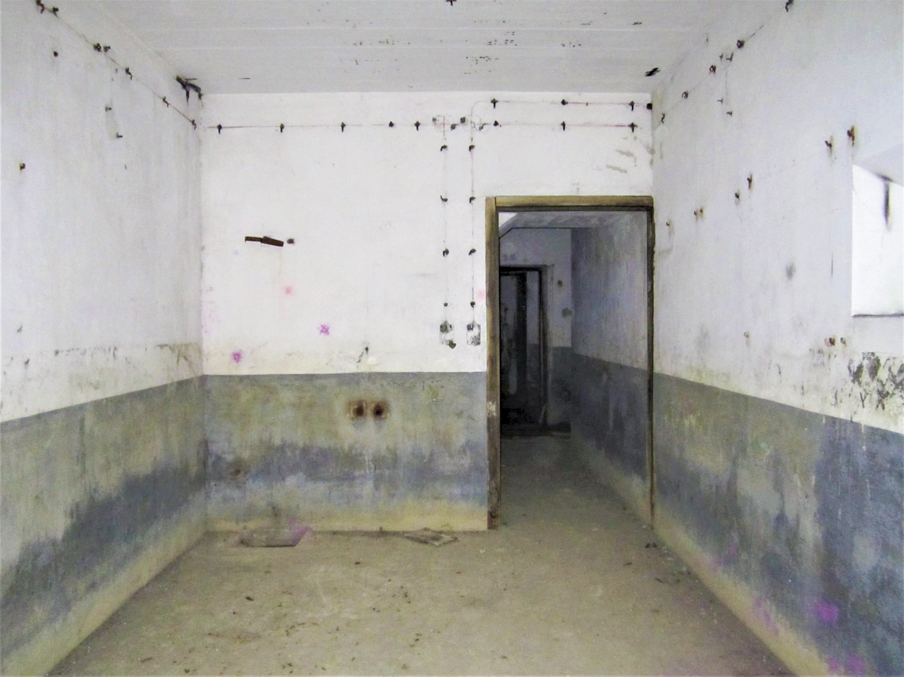 Ligne Maginot - HOFFEN - (Abri) - Chambre pour 4 sous-officiers n°5
(PC)