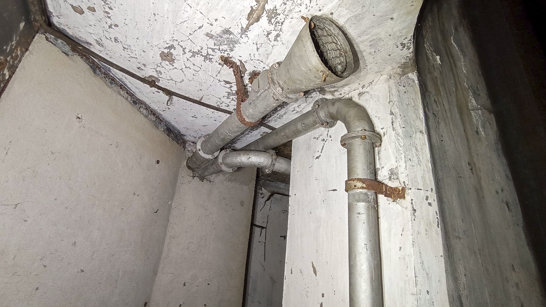 Ligne Maginot - REYERSVILLER - (Abri) - Conduit de mise en surpression de la Cloche GFM