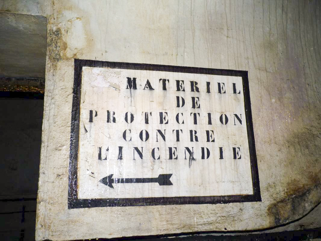 Ligne Maginot - GRAND HOHEKIRKEL - (Ouvrage d'artillerie) - Inscription dans la galerie principale (EM, Blockhaus intérieur)
