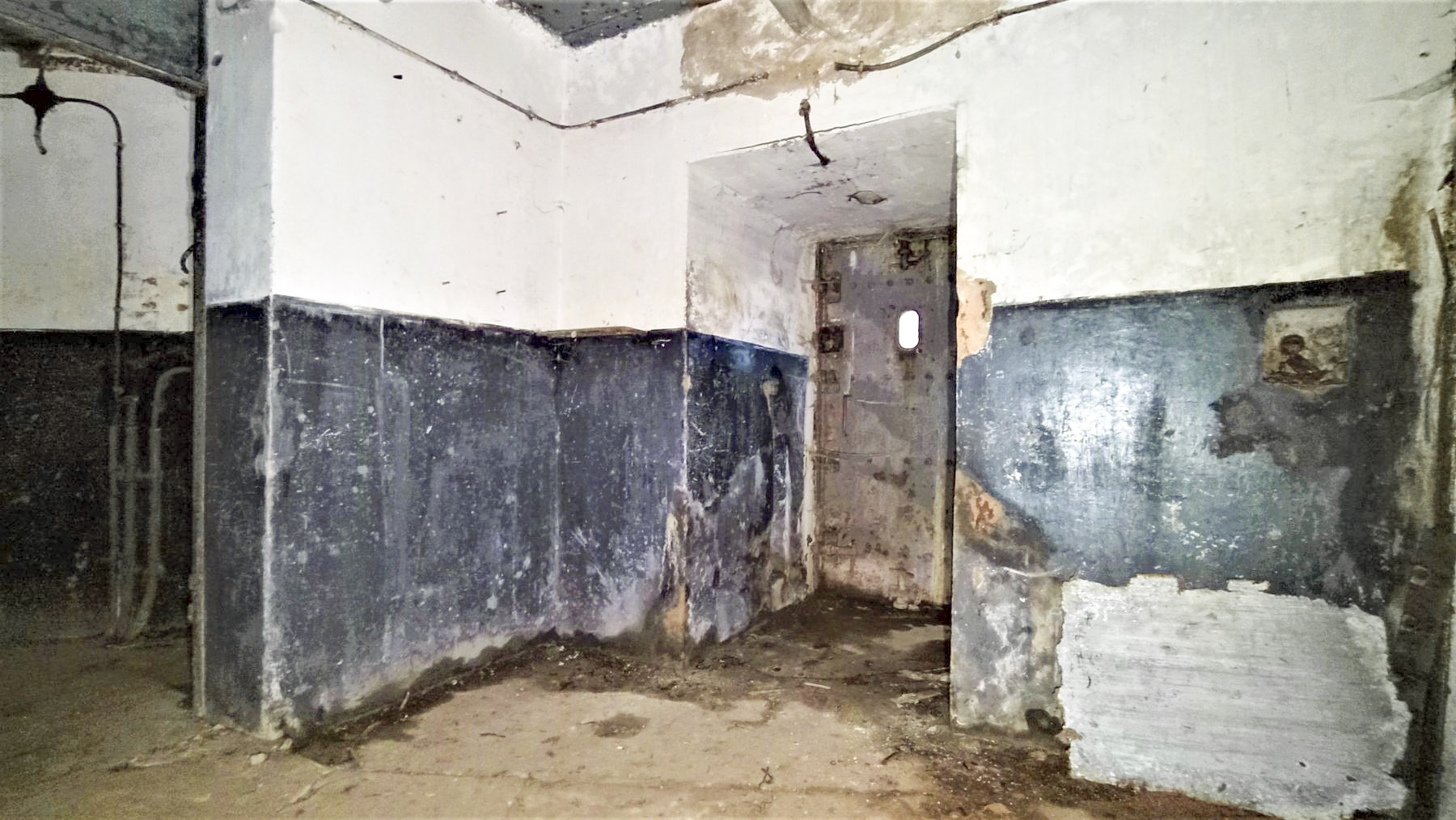 Ligne Maginot - FREUDENBERG (QUARTIER SCHIESSECK - I/37° RIF) - (Abri) - Entrée du coffre Est - Baptiste GAUDIN