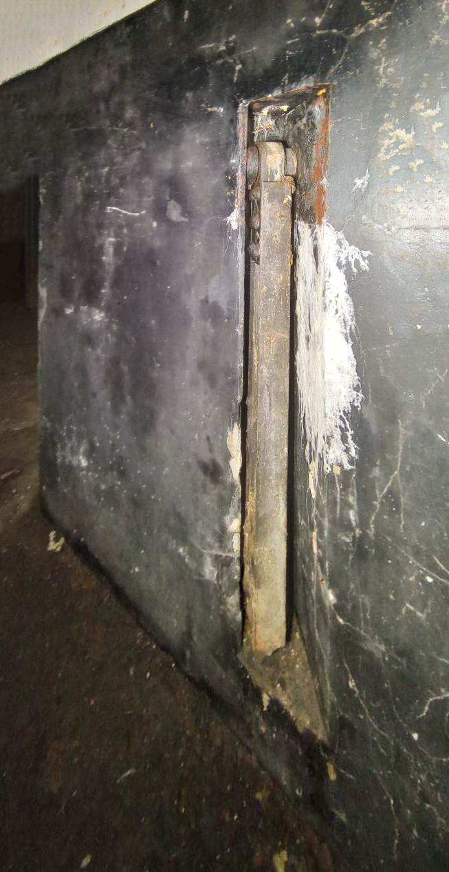 Ligne Maginot - FREUDENBERG (QUARTIER SCHIESSECK - I/37° RIF) - (Abri) - Bras de blocage de la porte blindée - Baptiste GAUDIN