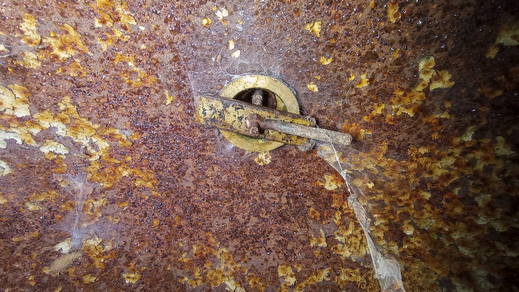 Ligne Maginot - FREUDENBERG (QUARTIER SCHIESSECK - I/37° RIF) - (Abri) - Bague de fixation du périscope - Baptiste GAUDIN