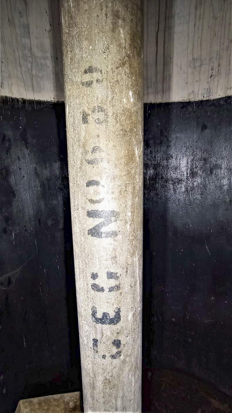 Ligne Maginot - FREUDENBERG (QUARTIER SCHIESSECK - I/37° RIF) - (Abri) - Inscription sur le conduit de ventilation et de descente des douilles - Baptiste GAUDIN