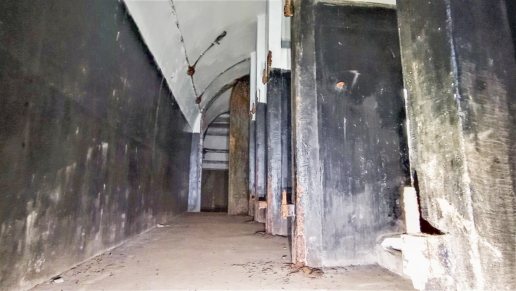 Ligne Maginot - FREUDENBERG (QUARTIER SCHIESSECK - I/37° RIF) - (Abri) - Latrines - Baptiste GAUDIN