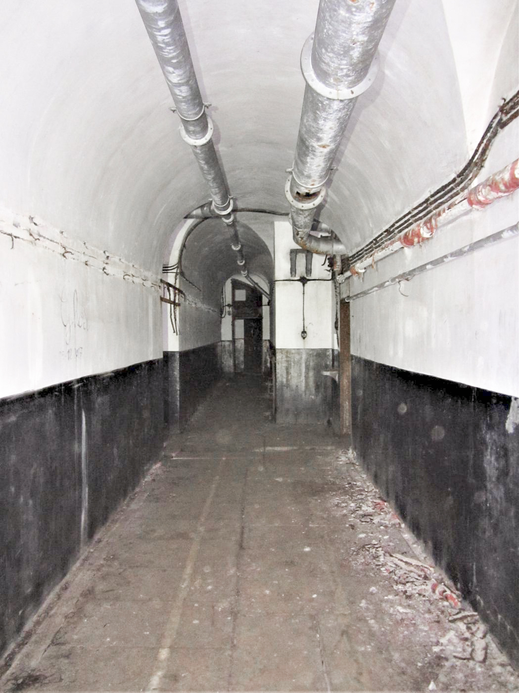 Ligne Maginot - FREUDENBERG (QUARTIER SCHIESSECK - I/37° RIF) - (Abri) - Couloir principal - Gregory Fuchs