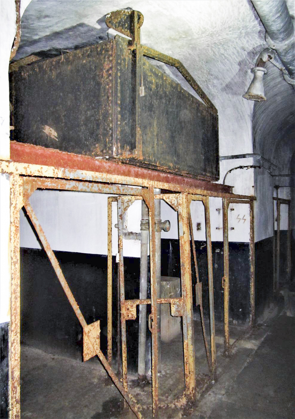 Ligne Maginot - FREUDENBERG (QUARTIER SCHIESSECK - I/37° RIF) - (Abri) - Réservoir journalier - Gregory Fuchs