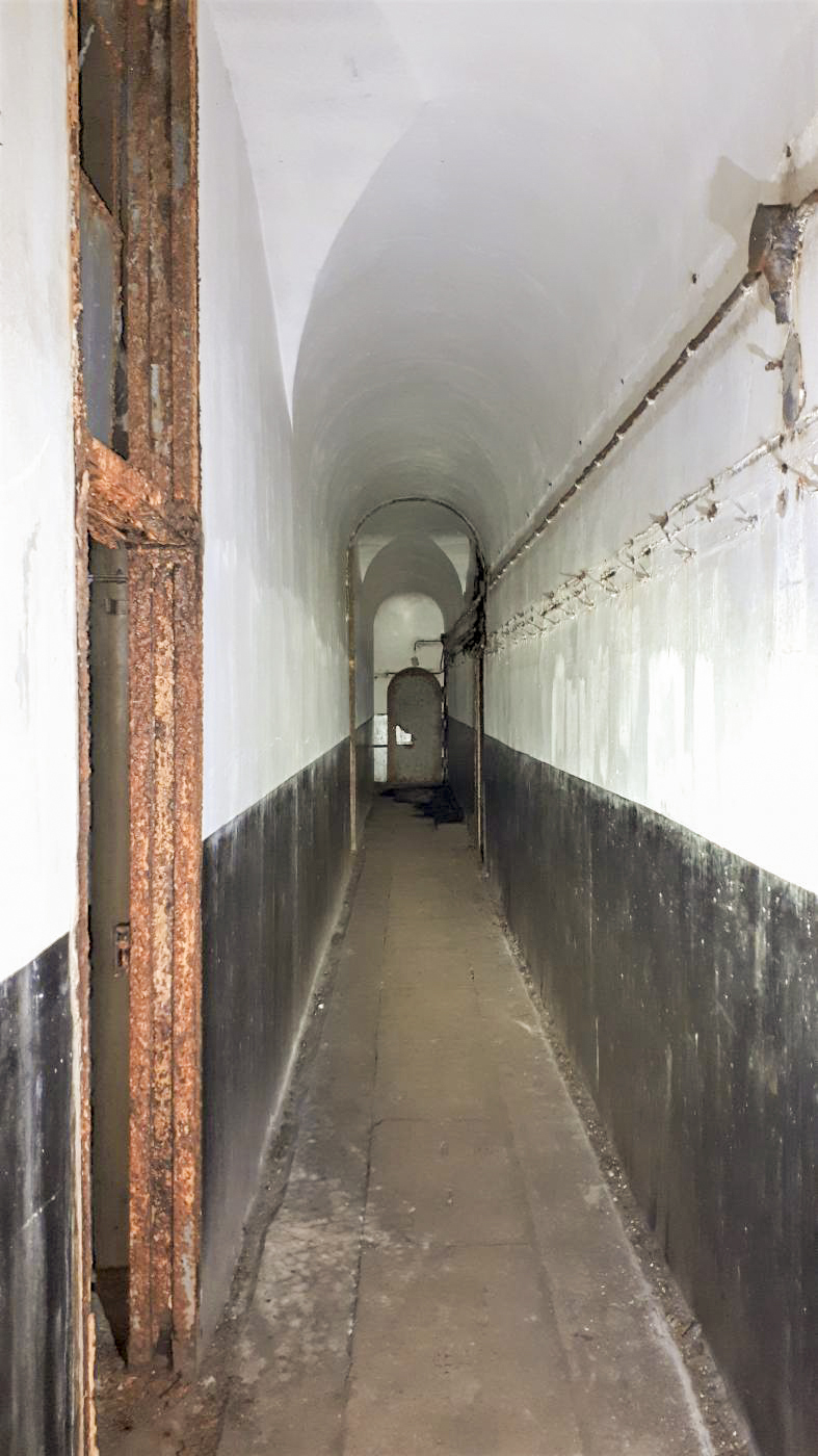Ligne Maginot - FREUDENBERG (QUARTIER SCHIESSECK - I/37° RIF) - (Abri) - Couloir latéral - Gregory Fuchs