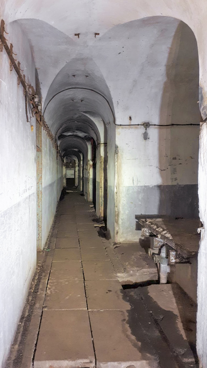 Ligne Maginot - REYERSVILLER - (Abri) - Couloir au niveau des réservoirs et du puits