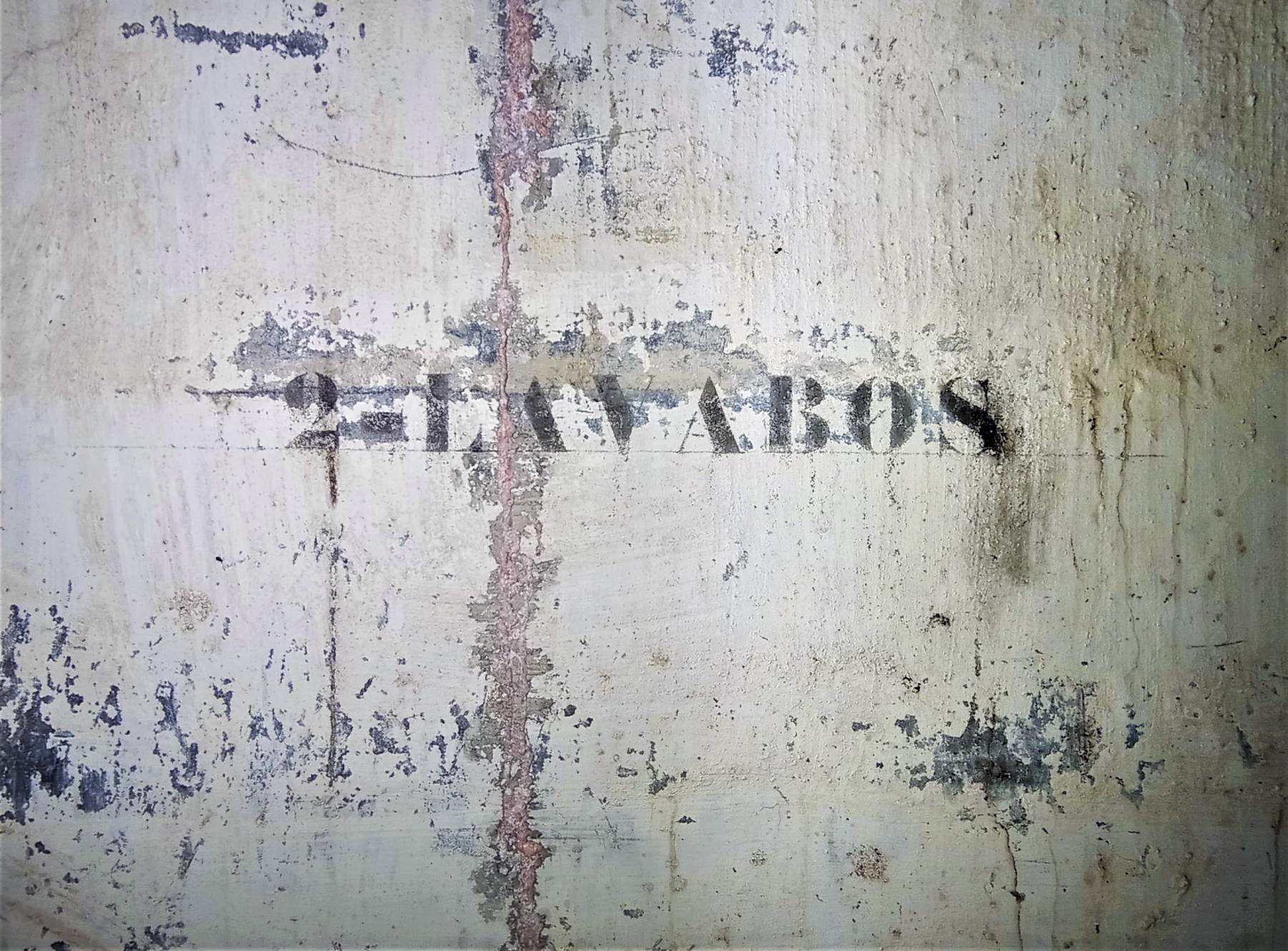 Ligne Maginot - REYERSVILLER - (Abri) - Inscriptions '2-lavabos' - Baptiste GAUDIN