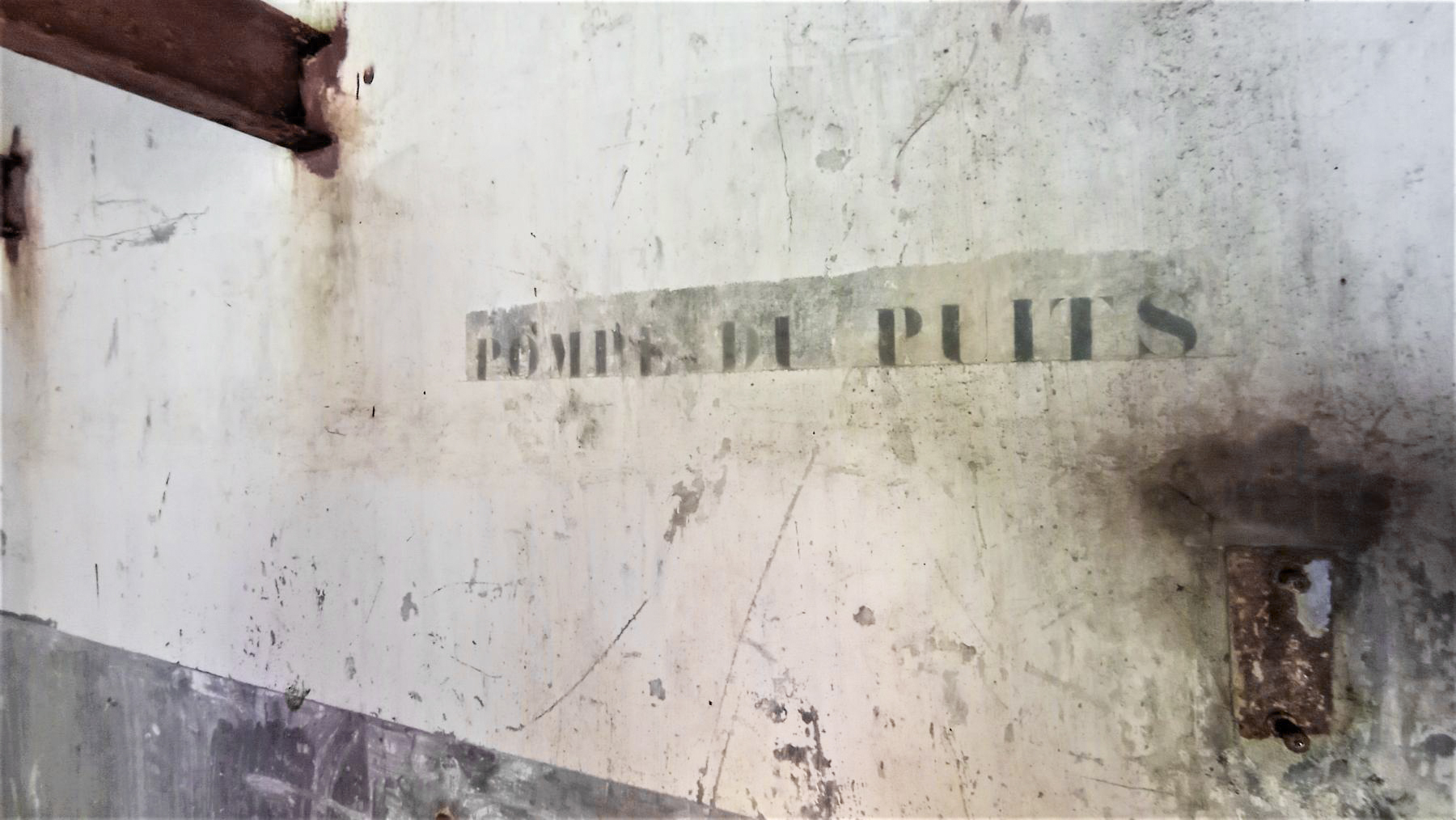 Ligne Maginot - REYERSVILLER - (Abri) - Inscription 'pompe du puits'