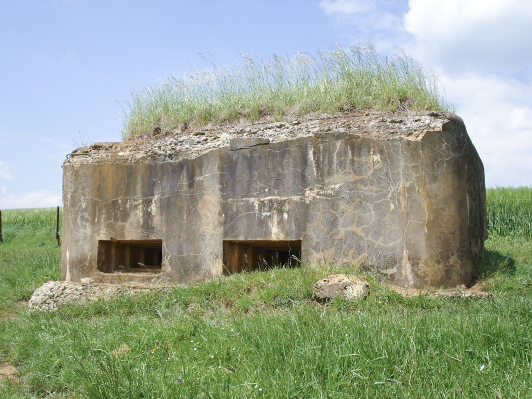 Ligne Maginot - 75BIS - POTINVAUX - (Blockhaus pour arme infanterie) - Les créneaux