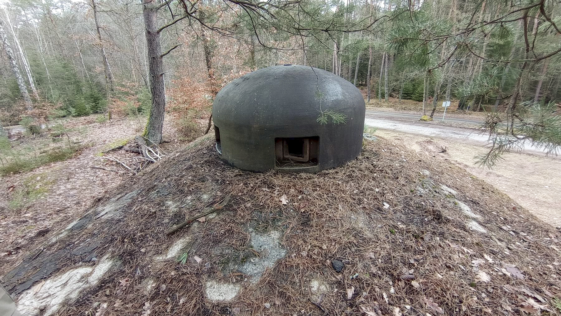 Ligne Maginot - MAIN DU PRINCE EST - (Casemate d'infanterie) - La cloche GFM type A