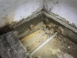 Ligne Maginot - C4 - (Chambre de coupure) - Arrivée et / ou départ de câbles