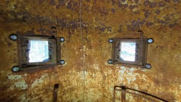 Ligne Maginot - GUNSTHAL FERME OUEST - (Blockhaus pour arme infanterie) - Créneaux de la cloche GFM