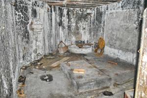 Ligne Maginot - 61/3 - OTTMARSHEIM SUD - (Casemate d'infanterie - Double) - Local technique
Socle pour le moteur et le puits au fond