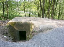 Ligne Maginot - NEUWEIHER 2 (Blockhaus pour arme infanterie) - Vue de l'accés du blockhaus