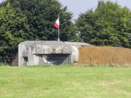 Ligne Maginot - B721 - TRIEUX du CHENEAU (Blockhaus pour canon) - Blockhaus situé dans son environnement.