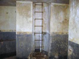 Ligne Maginot - B723 - FERME aux PUCES (Blockhaus pour canon) - Le puits de la cloche