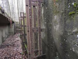 Ligne Maginot - MARKBACH - (Stand de tir) - Dans la tranchée, les supports de cibles