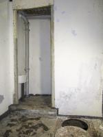 Ligne Maginot - NONNENHARDT N°1 - (Blockhaus pour arme infanterie) - Latrines, en bas à droite le regard de visite de la fosse
